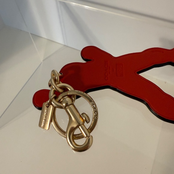 Coach X Marvel Captain Marvel keychain/ Bag Charm - Picture 4 of 5